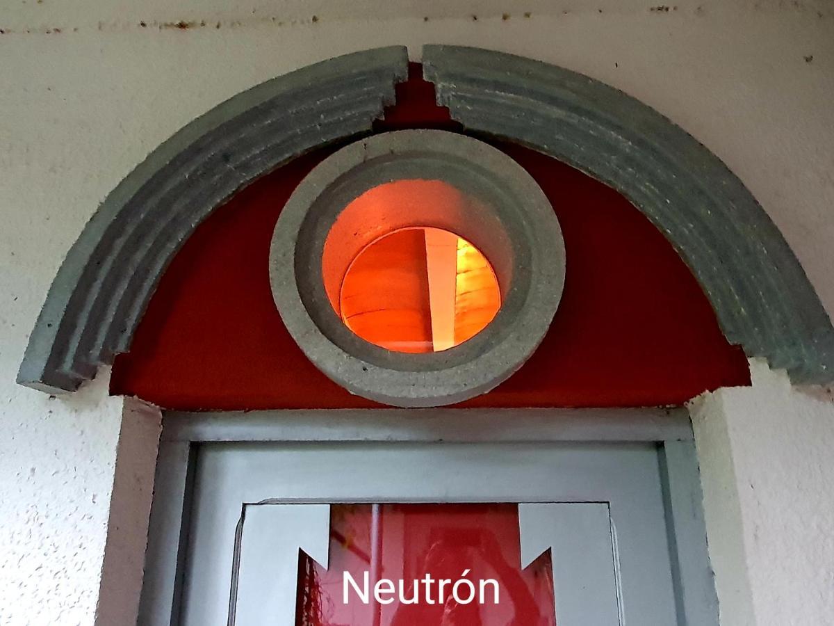 Zentral Club Neutron-Jacuzzi Leilighet Belmonte De Miranda Eksteriør bilde